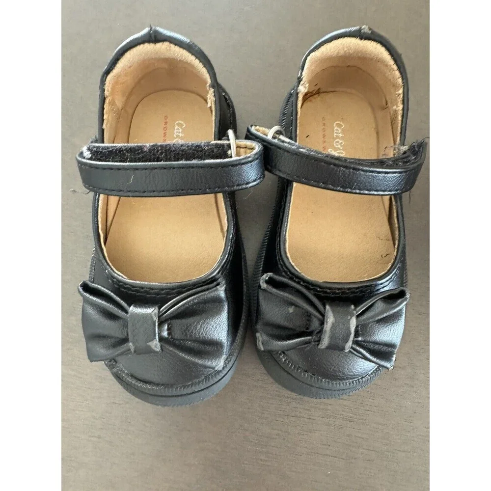 baby girl shoes bundle black Mary Jane + carter's boots glitter size 4 toddler